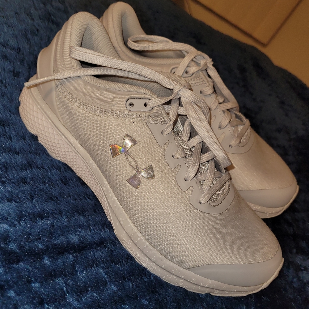 NWNT-Underarmour Charged Escape Running Shoe